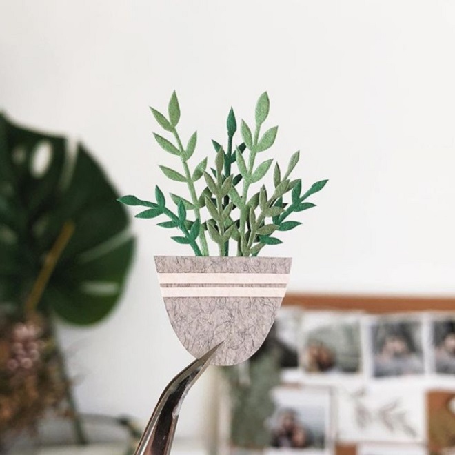 Tania Lissova: plantas en miniatura en papel