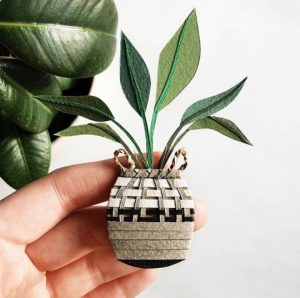 Tania Lissova: plantas en miniatura en papel