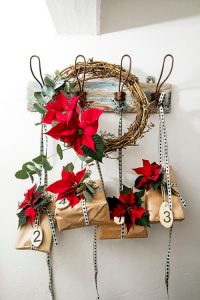 Decoracion Navidad flor de Pascua (poinsettia) regalos