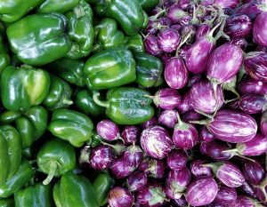 ¿Se puede plantar juntos pimientos y berenjenas?